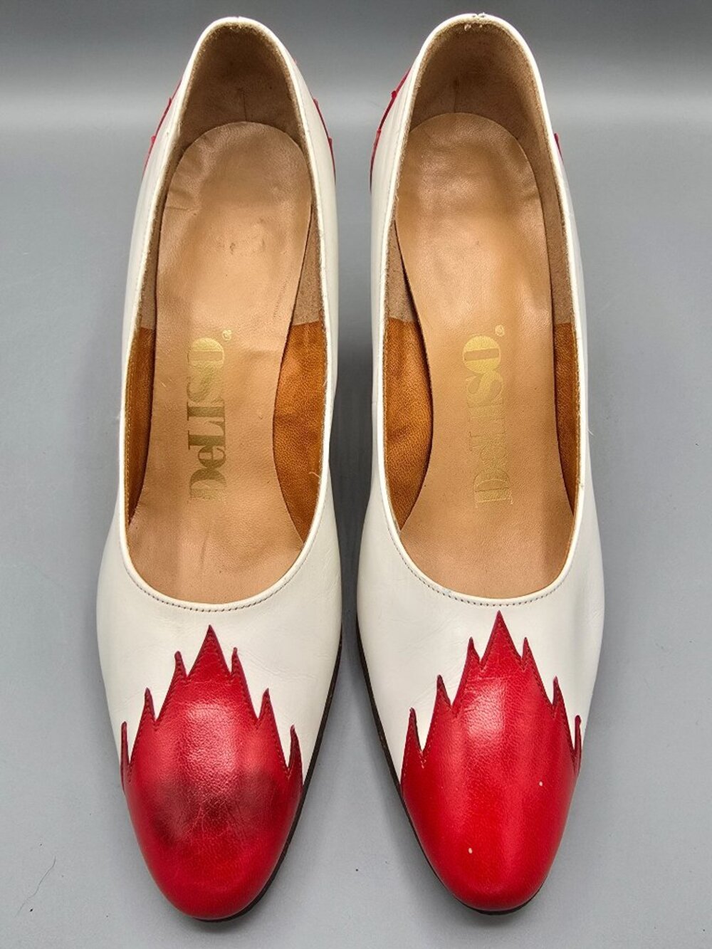 Vintage 1980s DeLiso White & Cherry Red "Flame" Color-Block Leather Pumps (8.5B)